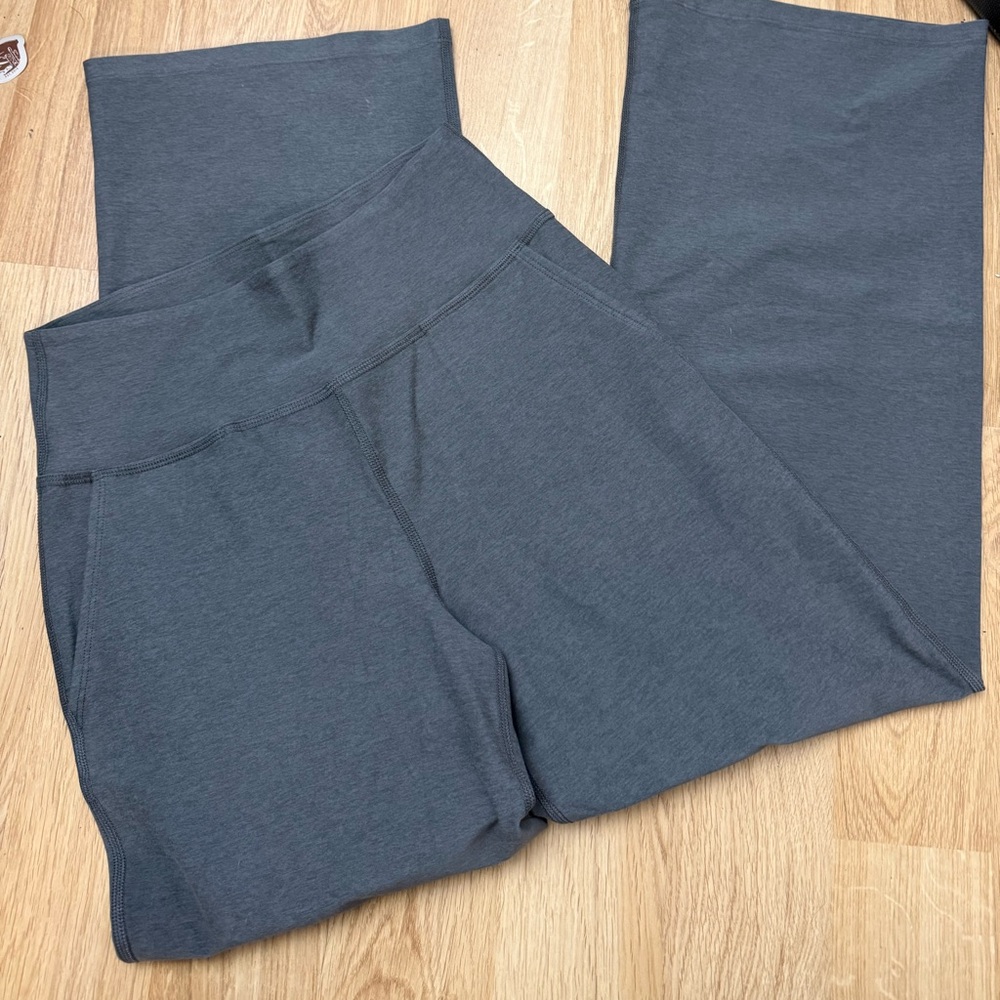 Beyond Yoga laid back pant